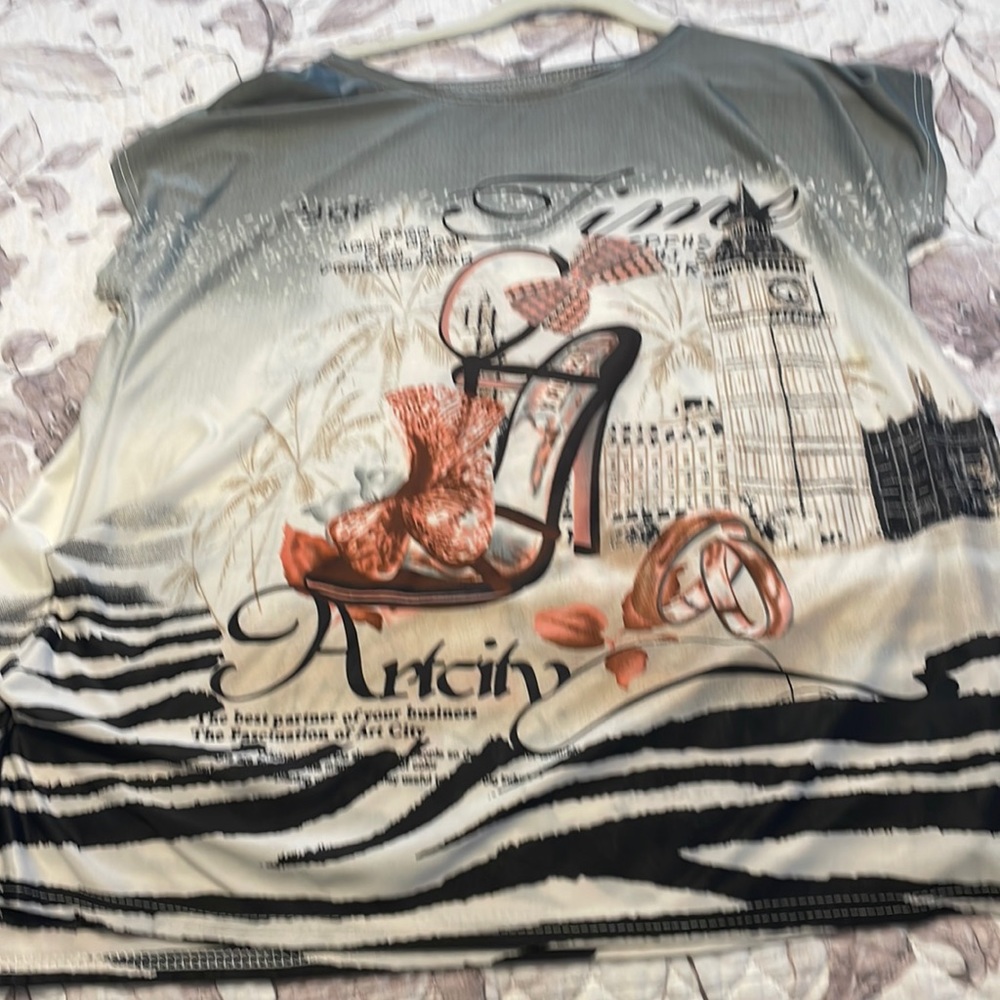 Cute nylon shirt